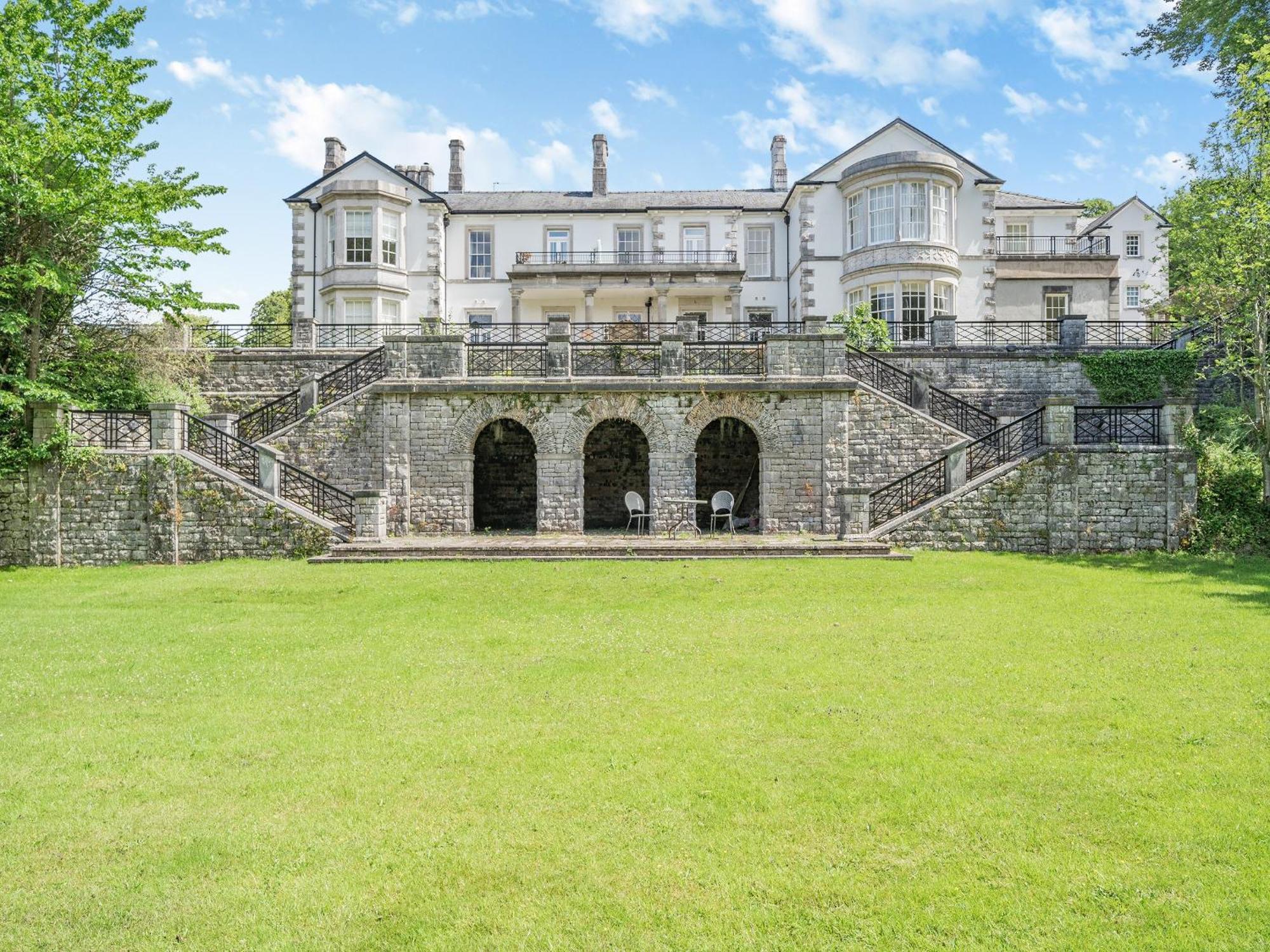 Apartment 14, Hazelwood Hall Силвердейл Экстерьер фото