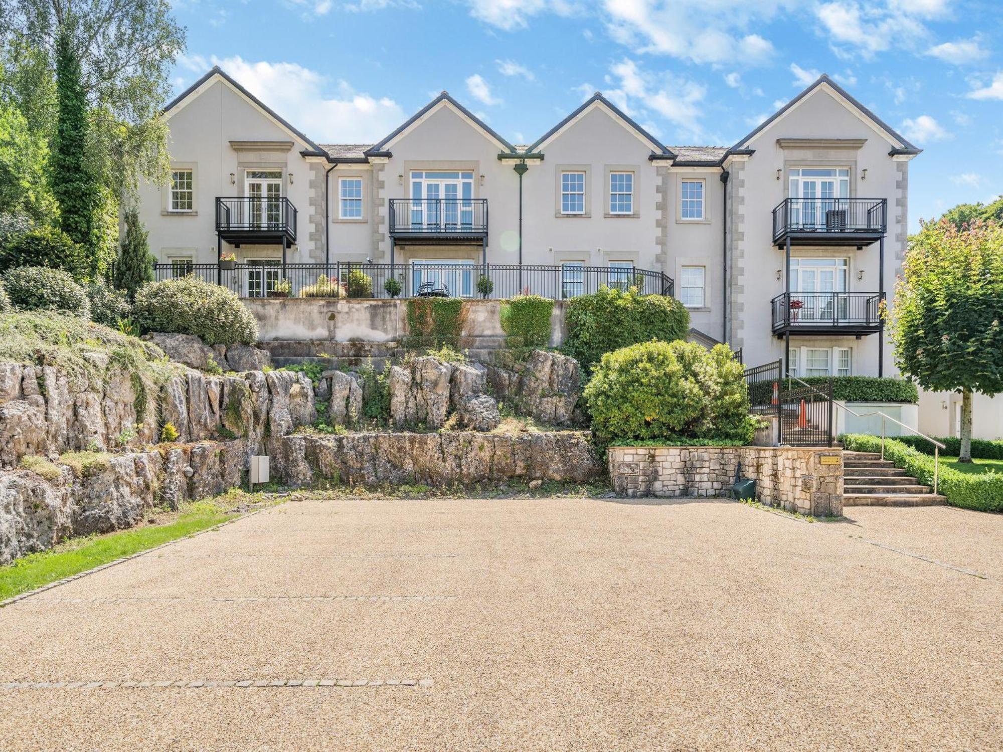 Apartment 14, Hazelwood Hall Силвердейл Экстерьер фото